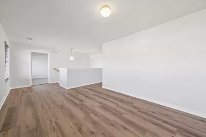 10410 N Newpark Drive, Houston, TX 77041 - Photo 23