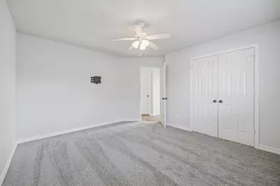 10410 N Newpark Drive, Houston, TX 77041 - Photo 25