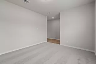 2425 E Heritage Dr, Dayton, TX 77535 - Photo 21