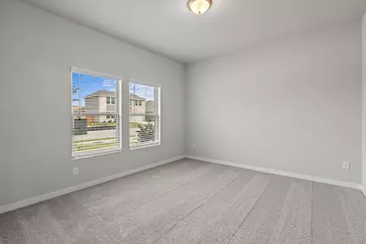 2425 East Heritage Drive, Dayton, TX 77535 - Photo 13