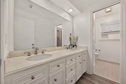 2230 S Fountain Valley Drive, Missouri City, TX 77459 - Photo 19