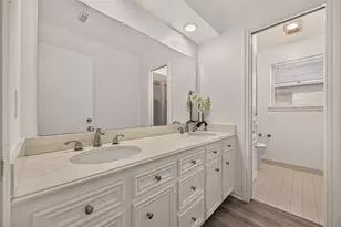 2230 S Fountain Valley Dr, Missouri City, TX 77459 - Photo 19