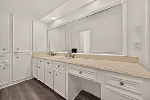 2230 S Fountain Valley Dr, Missouri City, TX 77459 - Photo 23