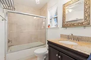 1524 Columbia St, Houston, TX 77008 - Photo 7
