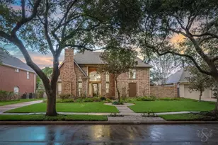 3722 Springhill Ln, Sugar Land, TX 77479 - Photo 1