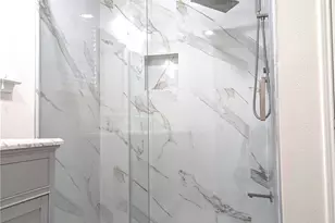 9202 Aberdeen Lake Dr, Houston, TX 77095 - Photo 13