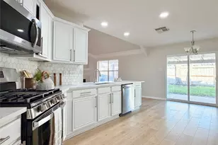 3637 Pecan Crossing Ln, La Porte, TX 77571 - Photo 7