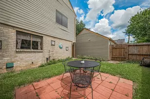 12231 Carriage Hill Dr, Houston, TX 77077 - Photo 43