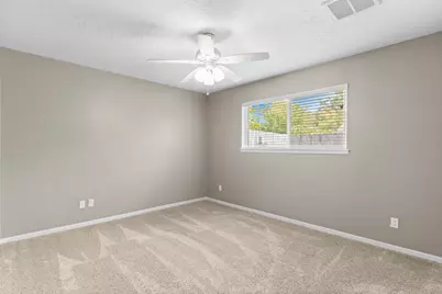 27234 Wells Lane, Conroe, TX 77385 - Photo 7