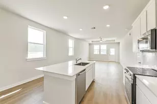 11880 BRUNEL DR, Conroe, TX 77306 - Photo 13