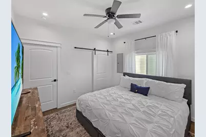 1035 Victoria Lane, Gilchrist, TX 77617 - Photo 13
