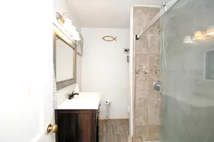 1231 W 7th St, Freeport, TX 77541 - Photo 9