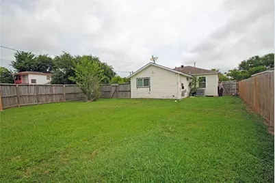 1231 W 7th Street, Freeport, TX 77541 - Photo 19