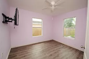 1231 W 7th St, Freeport, TX 77541 - Photo 15