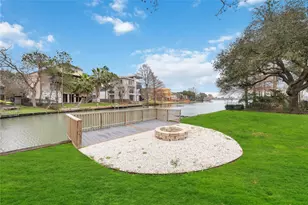 18623 Point Lookout Dr, Nassau Bay, TX 77058 - Photo 41