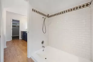 18623 Point Lookout Dr, Nassau Bay, TX 77058 - Photo 25