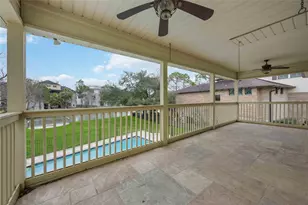 18623 Point Lookout Dr, Nassau Bay, TX 77058 - Photo 35