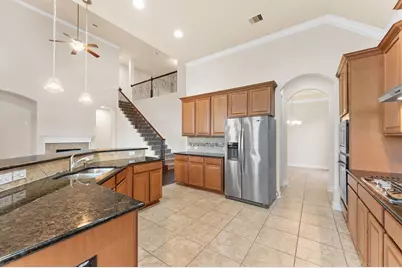 9615 Eden Ridge Lane, Pearland, TX 77584 - Photo 9