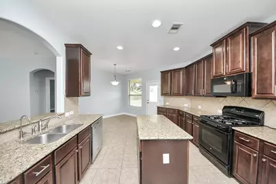 19046 Sweet Springs Lane, Cypress, TX 77429 - Photo 9