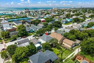 2710 Ave P 1/2, Galveston, TX 77550 - Photo 17
