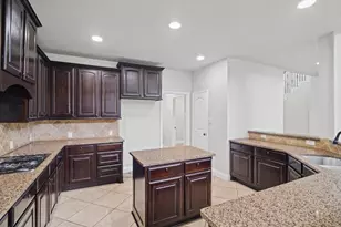 9819 St Romain Dr, Katy, TX 77494 - Photo 5