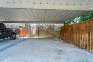 8563 Wilcrest Dr, Houston, TX 77099 - Photo 17