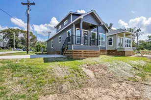 117 Rain Forest Rd, Onalaska, TX 77360 - Photo 1