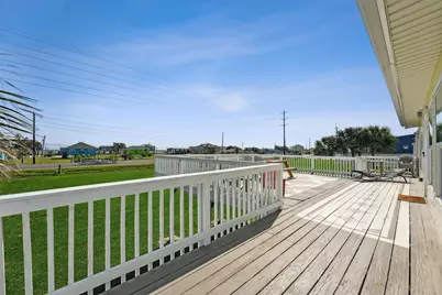 16519 Blackbeard Road, Jamaica Beach, TX 77554 - Photo 3