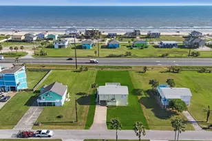 16519 Blackbeard Rd, Jamaica Beach, TX 77554 - Photo 1