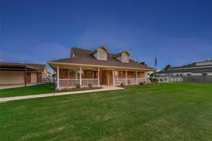 10711 Indian Trails Dr, Tomball, TX 77375 - Photo 3