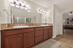 10711 Indian Trails Dr, Tomball, TX 77375 - Photo 27