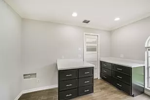 912 Brook Forest Dr, Conroe, TX 77385 - Photo 21