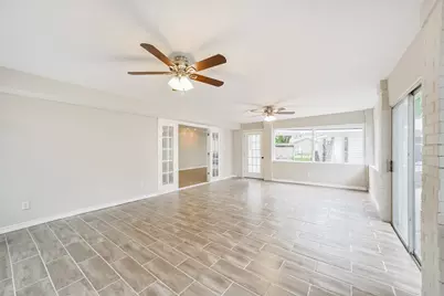 912 Brook Forest Drive, Conroe, TX 77385 - Photo 25