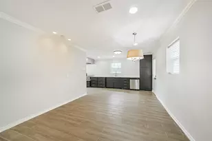 912 Brook Forest Dr, Conroe, TX 77385 - Photo 13