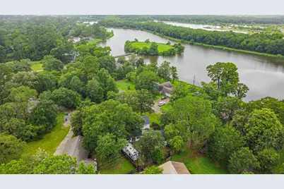 912 Brook Forest Drive, Conroe, TX 77385 - Photo 45
