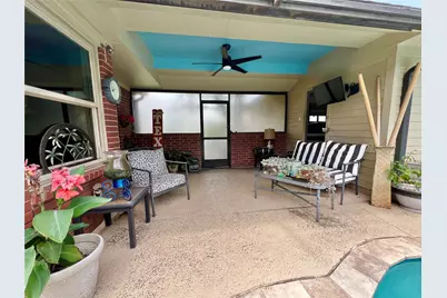51 S Trillium Court, Lake Jackson, TX 77566 - Photo 39