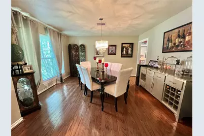 51 S Trillium Court, Lake Jackson, TX 77566 - Photo 5