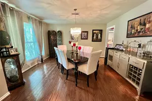 51 S Trillium Ct, Lake Jackson, TX 77566 - Photo 5