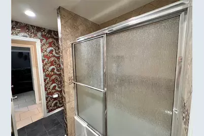 51 S Trillium Court, Lake Jackson, TX 77566 - Photo 11