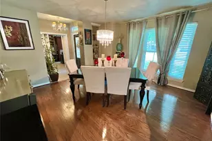 51 S Trillium Ct, Lake Jackson, TX 77566 - Photo 7