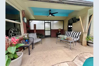 51 S Trillium Court, Lake Jackson, TX 77566 - Photo 39