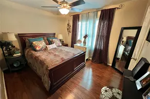 51 S Trillium Ct, Lake Jackson, TX 77566 - Photo 15