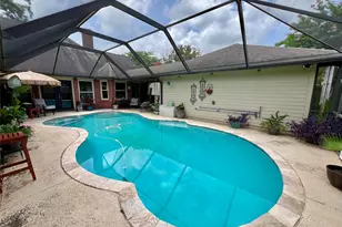 51 S Trillium Ct, Lake Jackson, TX 77566 - Photo 35
