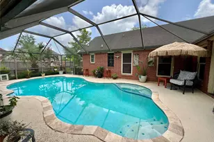 51 S Trillium Ct, Lake Jackson, TX 77566 - Photo 33