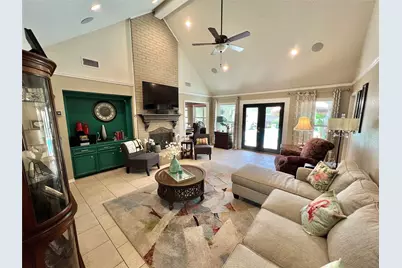 51 S Trillium Court, Lake Jackson, TX 77566 - Photo 17