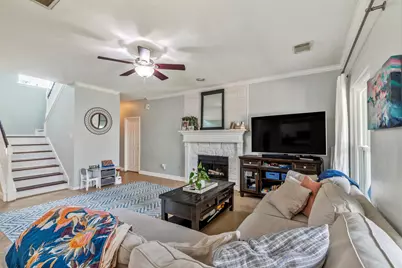 10010 Silverwood Way, Houston, TX 77070 - Photo 9