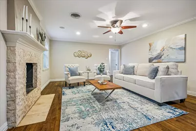 9813 Pine Lake Drive Drive, Houston, TX 77055 - Photo 9