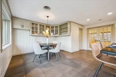 9813 Pine Lake Drive Drive, Houston, TX 77055 - Photo 7