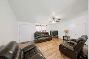 2522 Joseph Pine Ln, Houston, TX 77088 - Photo 5