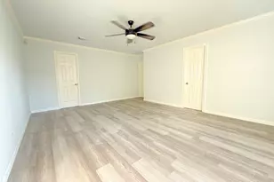 5926 Queensgate Dr, Houston, TX 77066 - Photo 27